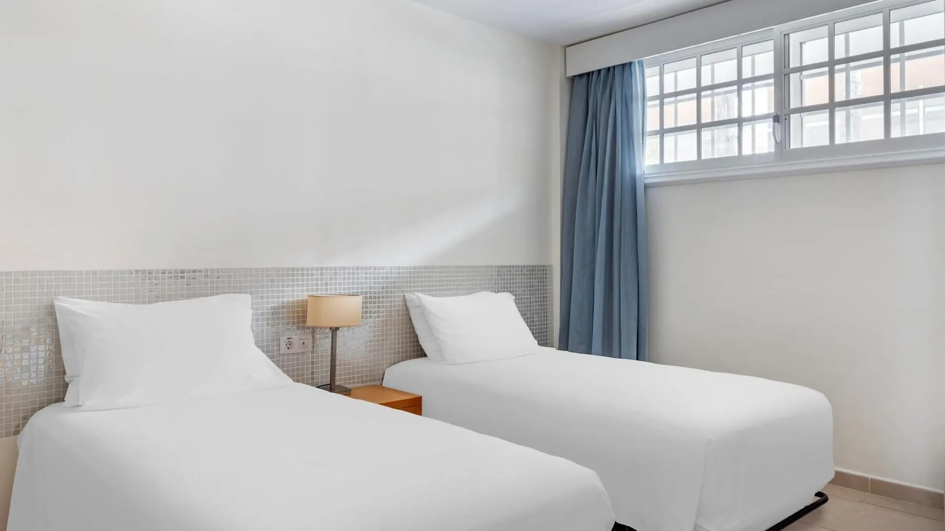 ***  Santa Barbara Golf And Ocean Club Lejlighedshotel San Miguel de Abona Spanien